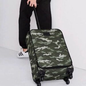 New Victoria’s Secret Pink 
20 Inch Suitcase Rolling Suitcase